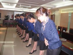 南京江宁区公路管理站“迎宾接待服务”礼仪培训案例 专业与形象的双重提升