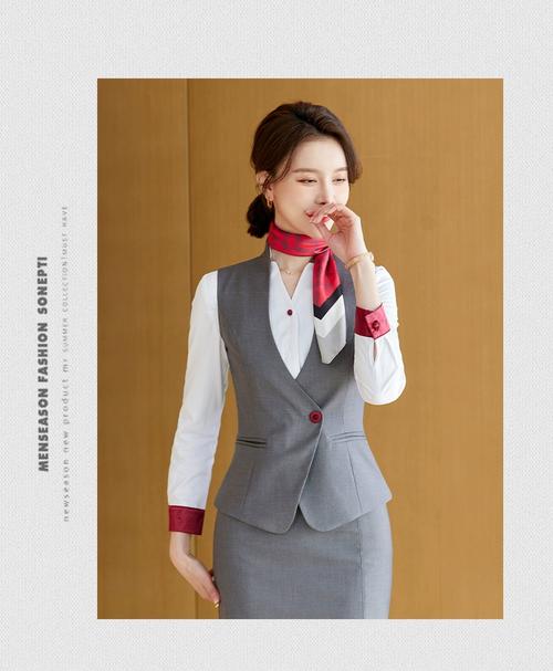优雅与专业并存 夏季职业装时尚指南——医美顾问、会议礼仪与空姐制服精选